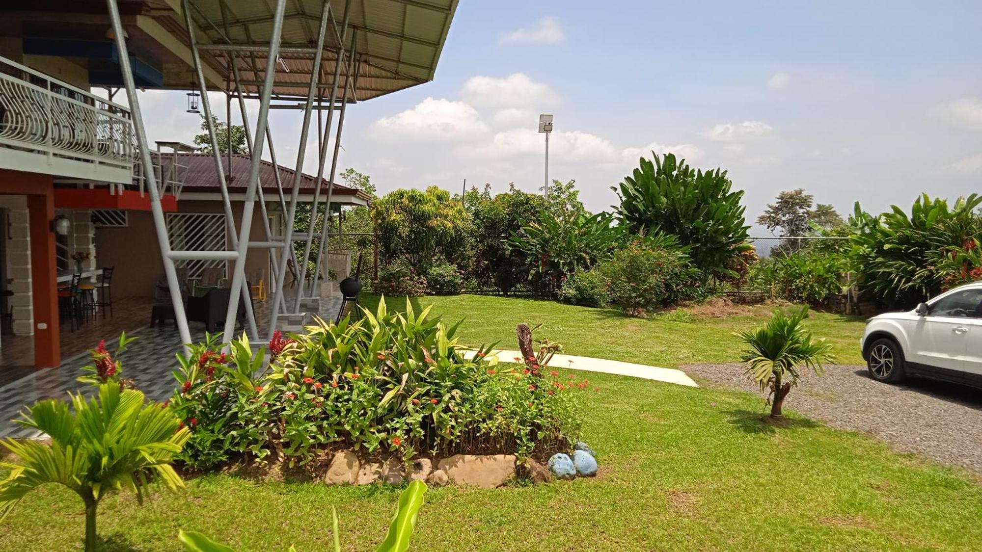 Villas Lux Arenal La Fortuna Eksteriør billede