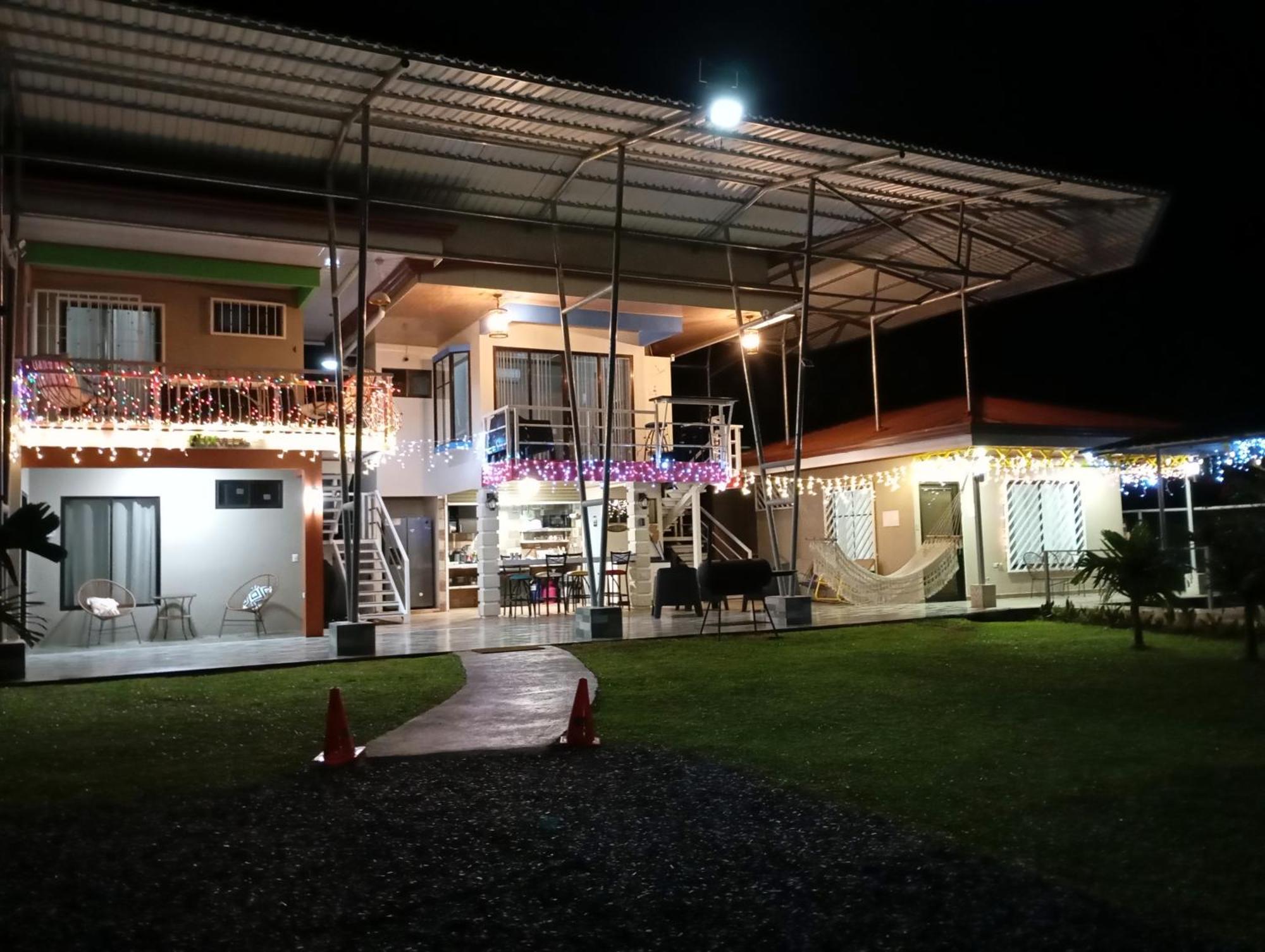 Villas Lux Arenal La Fortuna Eksteriør billede